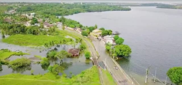 Lagoa de Extremoz transborda e interdita principal acesso a município da Grande Natal