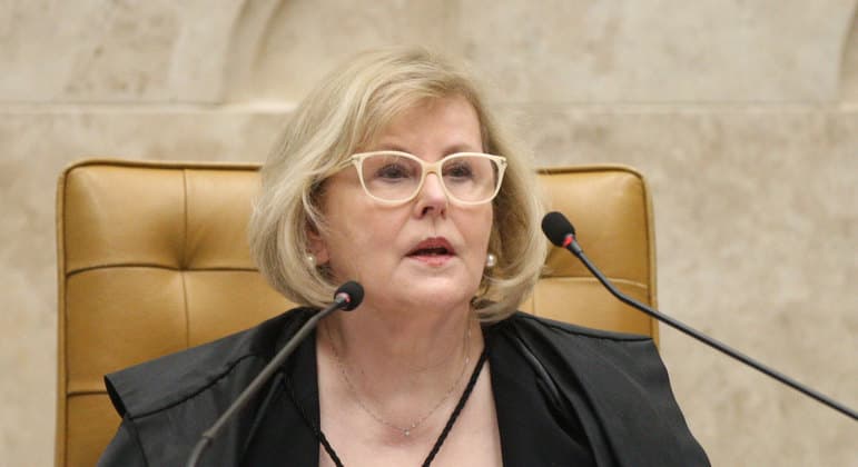 Rosa Weber será relatora da ação que pede investigação de Bolsonaro por críticas ao sistema eleitoral