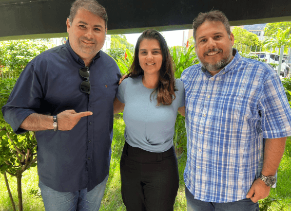 Dra. Júlia Ferreira recebe adesão de Thiago Cartaxo que teve 16 mil votos na campanha passada