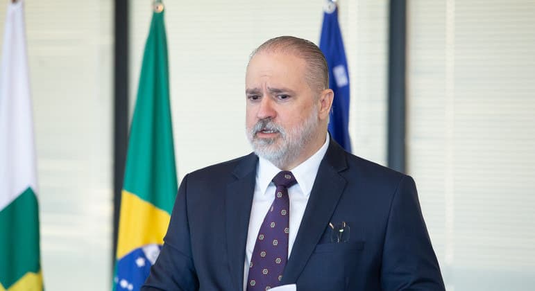 Augusto Aras diz que procedimento do STF em operação contra empresários não foi ‘usual’