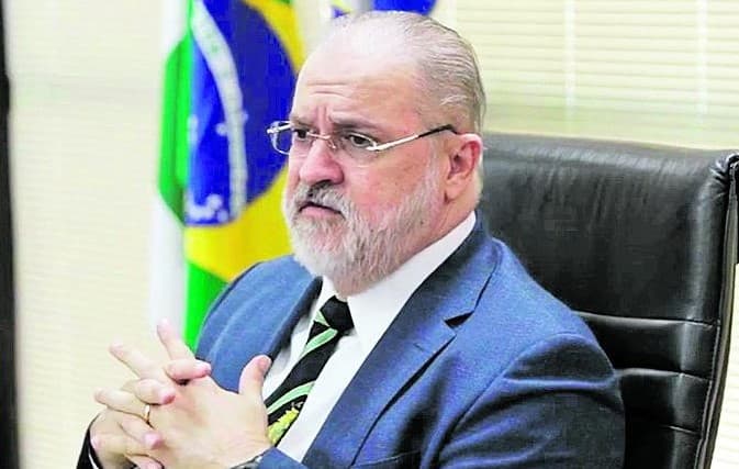 MP aprova aumento de 18% para promotores e procuradores