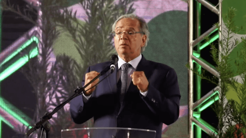 "Não queremos a chinesada entrando no Brasil", diz Guedes