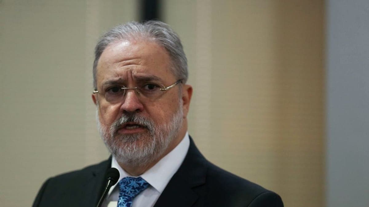 Chefe da PGR, Augusto Aras garante que ‘quem ganhar a eleição vai tomar posse'