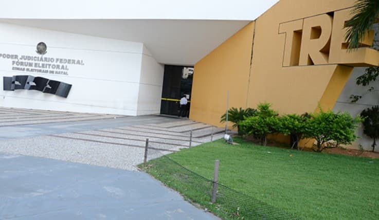 31ª zona eleitoral do RN reforça transportes autorizados para eleitores após operações da PRF