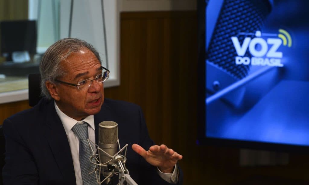 Governo registra superávit e inflação pode ficar abaixo de 7% em 2022