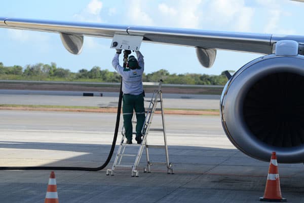 Petrobras: preço do querosene de aviação cai 0,84% a partir de sábado