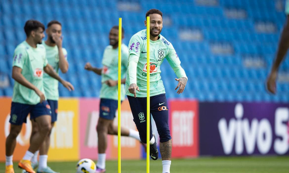 Em penúltimo amistoso oficial antes da Copa, Brasil enfrenta Gana