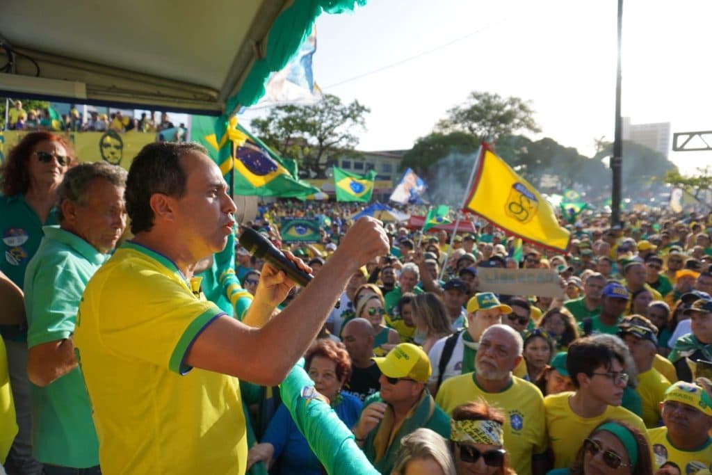 Fábio Dantas participa do 7 de setembro e recebe apoio dos bolsonaristas