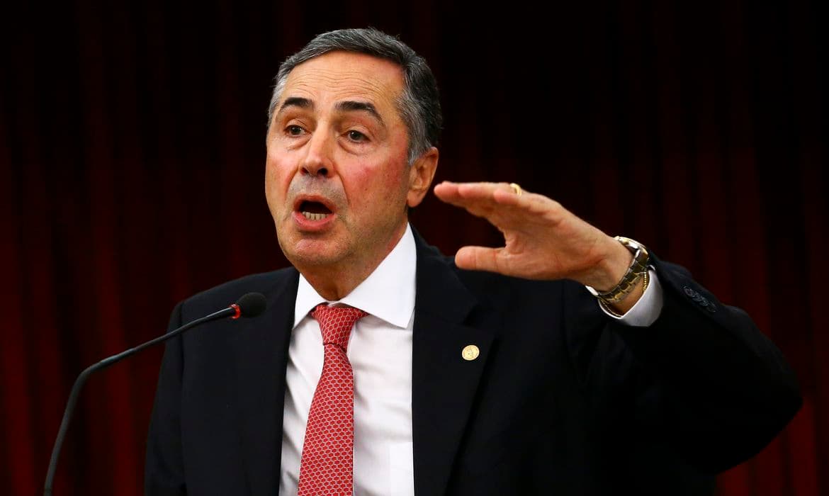 Barroso diz que é preciso fonte de custeio para piso de enfermeiros
