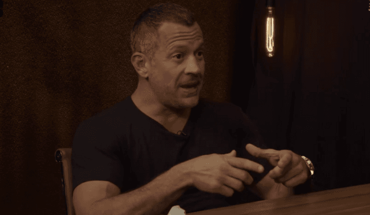VÍDEO: Malvino Salvador defende Bolsonaro e detona jornalismo da Globo: “Me decepcionou”