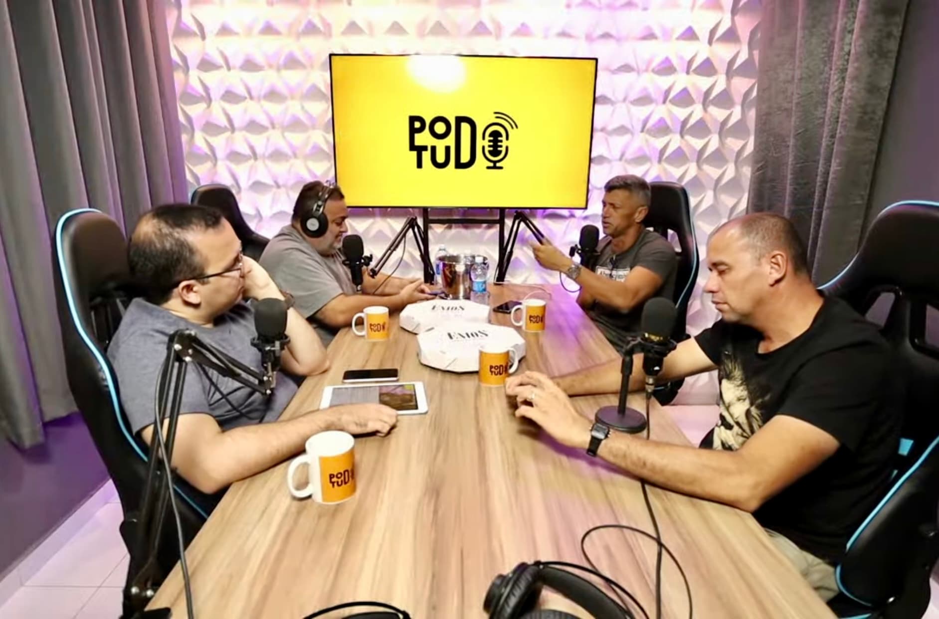“Se eu perder o mandato eu vou continuar sendo Wendel, eu não nasci político e vou continuar ajudando independente de política,” cita Wendel Largatixa em entrevista ao PodTudo nesta quinta-feira