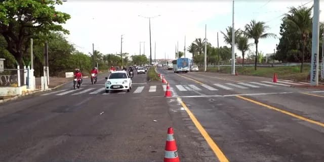 Obra na Avenida Felizardo Moura, em Natal, está paralisada há uma semana