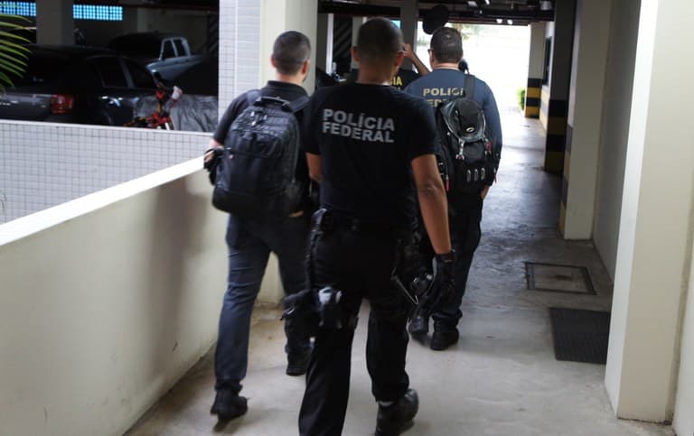PF combate associação criminosa que lavava dinheiro decorrente do contrabando de cigarros no RN