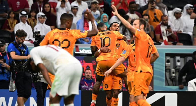 Com tranquilidade, Holanda vence os anfitriões do Catar e carimba vaga nas oitavas de final