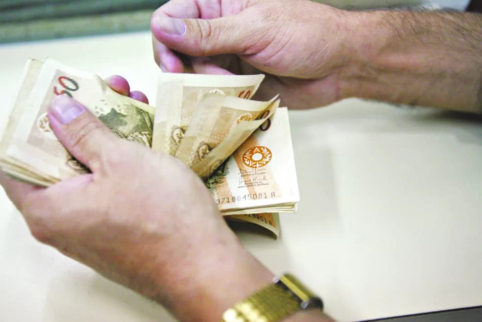 Governo do RN conclui folha salarial de novembro e paga outra parcela do 13º nesta quarta (30)