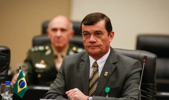 Relatório de militares não aponta fraude nas eleições; Defesa indica que sistema não está isento de eventual "código malicioso"