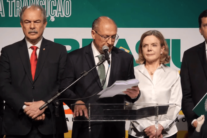 Alckmin anuncia Janones, Marina, Kátia Abreu e ex-ministros para transição; veja lista