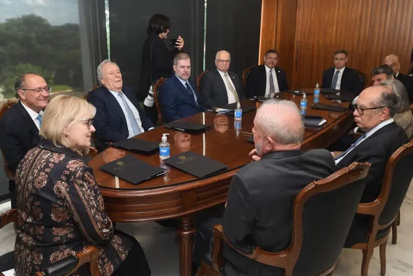Em visita de Lula, Gilmar Mendes libera bens de Marisa Letícia retidos pela Lava Jato