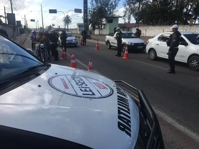 Operação Lei Seca prende quatro motoristas por embriaguez ao volante durante feriado do Dia de Finados em Natal