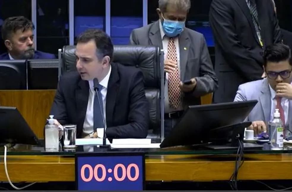Sem consenso e à espera do STF, Congresso adia votação de regras para orçamento secreto