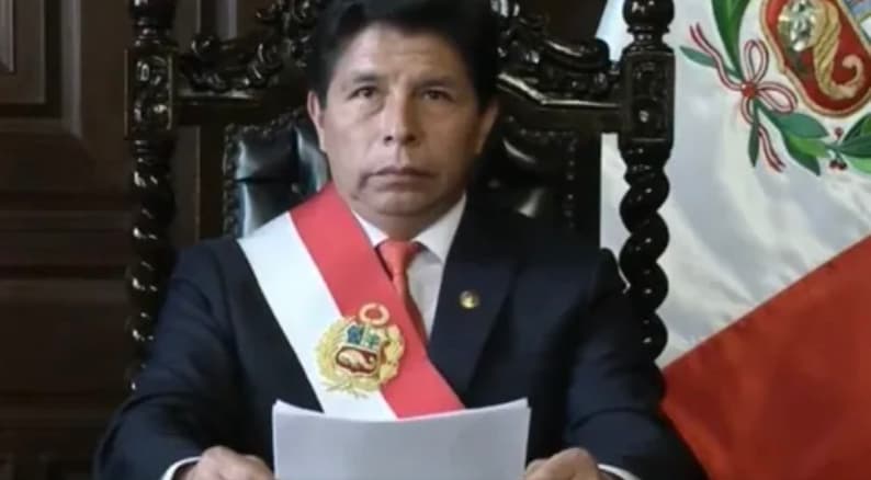 Presidente do Peru anuncia ‘governo de exceção', dissolve Congresso e declara estado de emergência