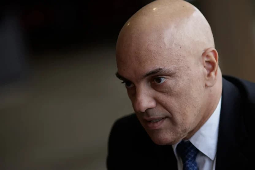 "Redes sociais não são terras sem lei", diz Moraes