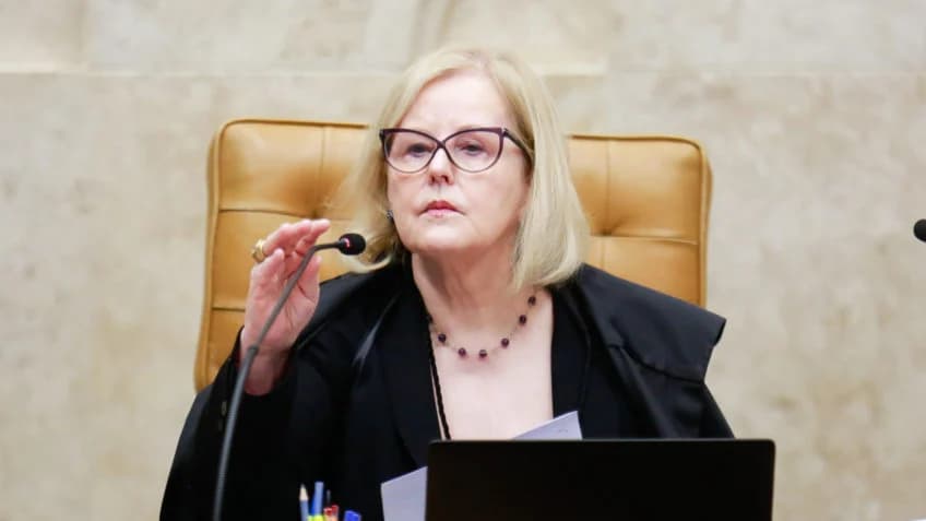 Rosa Weber pede informações a Bolsonaro sobre indulto natalino