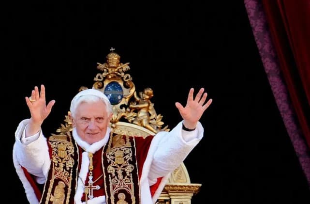 Entenda como será o funeral do Papa Emérito Bento XVI, primeiro a renunciar em seis séculos