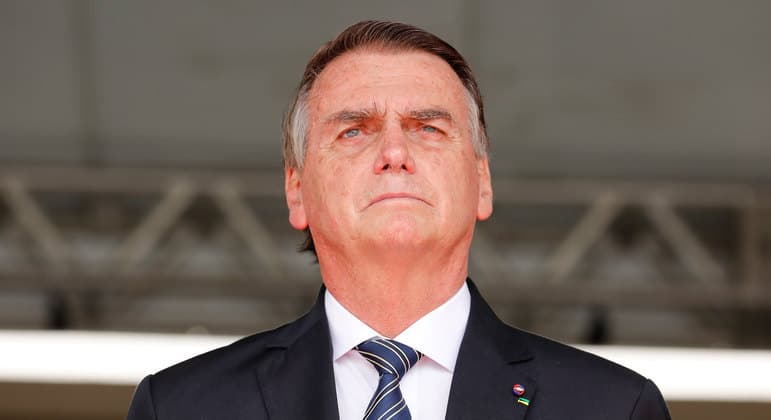 AGU defende legalidade de indulto natalino assinado por Bolsonaro