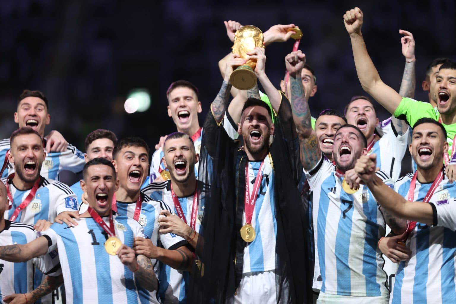 Argentino previu, em 2015, título Mundial de Messi em 18 de dezembro