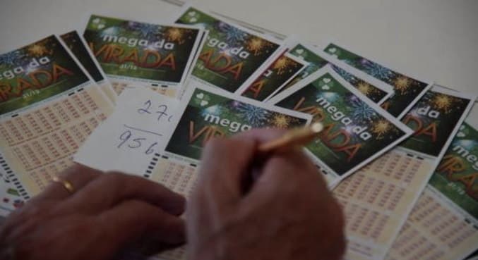 Mega da Virada paga hoje prêmio de R$ 500 milhões; apostas podem ser feitas até as 17h