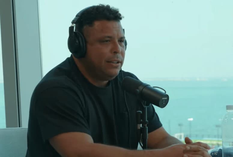 Ronaldo rebate críticas por comer carne folheada a ouro no Catar: "Não tem nada de errado"