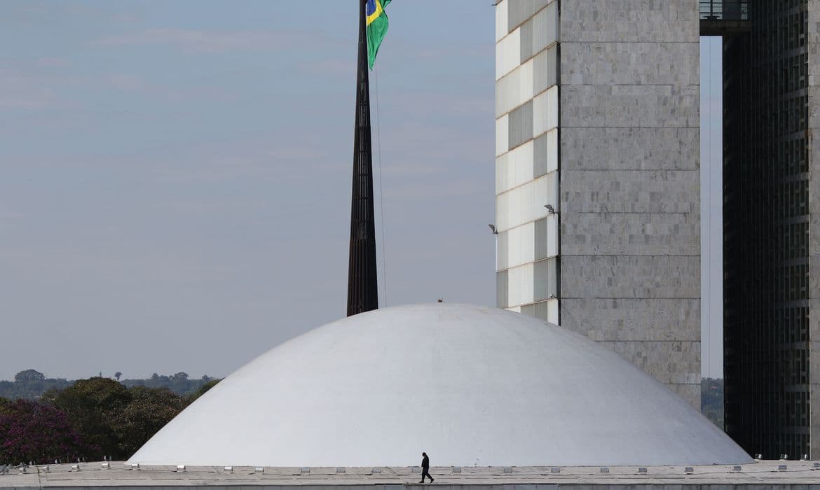 Ministérios de Lula diminuem bancada do PT no Senado em 2023