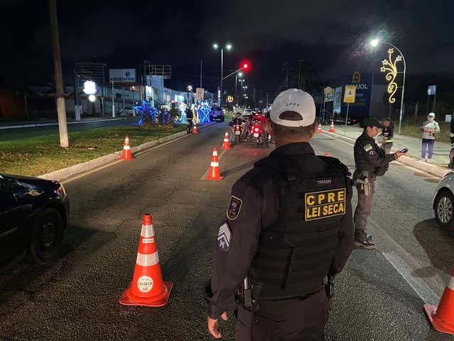 Operação Lei Seca prende 5 pessoas por direção sob efeito de álcool na Zona Sul de Natal