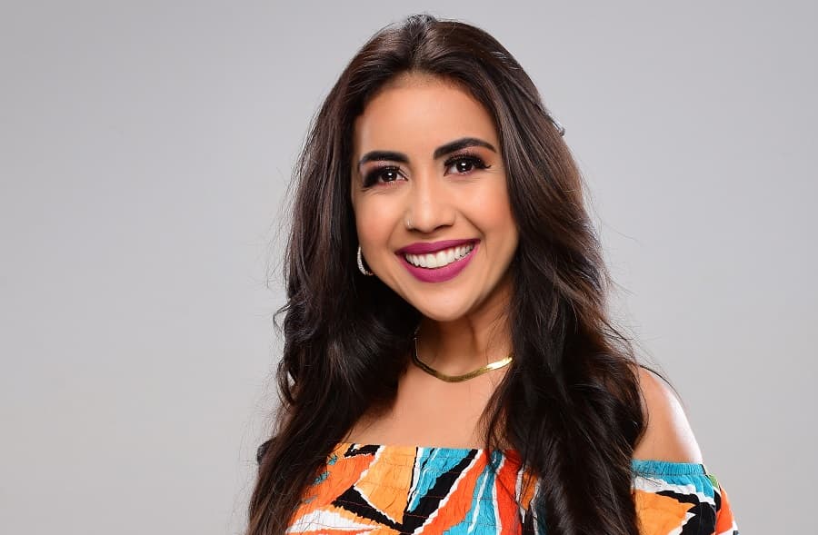 Cantora potiguar é finalista de concurso que escolherá a nova vocalista da banda Mastruz com Leite