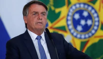 PL quer incluir aluguel de residência em salário de Bolsonaro