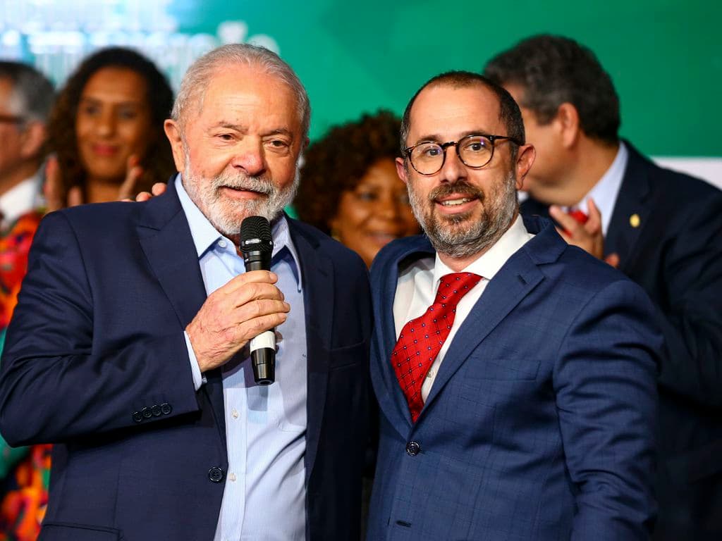 Nem todos os dados do cartão presidencial serão divulgados, diz ministro da CGU