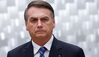 Jair Bolsonaro é hospitalizado nos Estados Unidos com dores abdominais