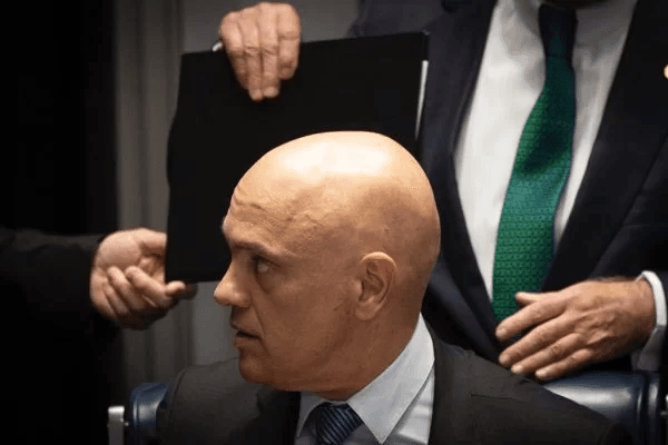 Moraes determina bloqueio de perfis de invasores no Twitter e Facebook
