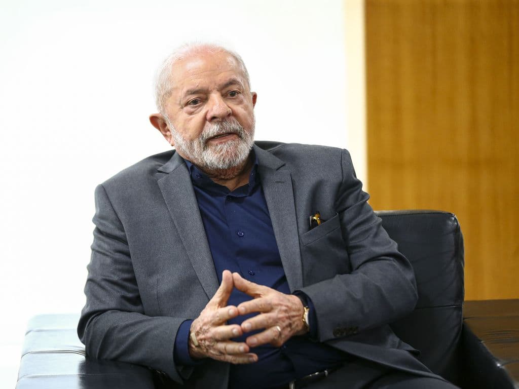 Lula sanciona lei que aumenta salário dos ministros do STF