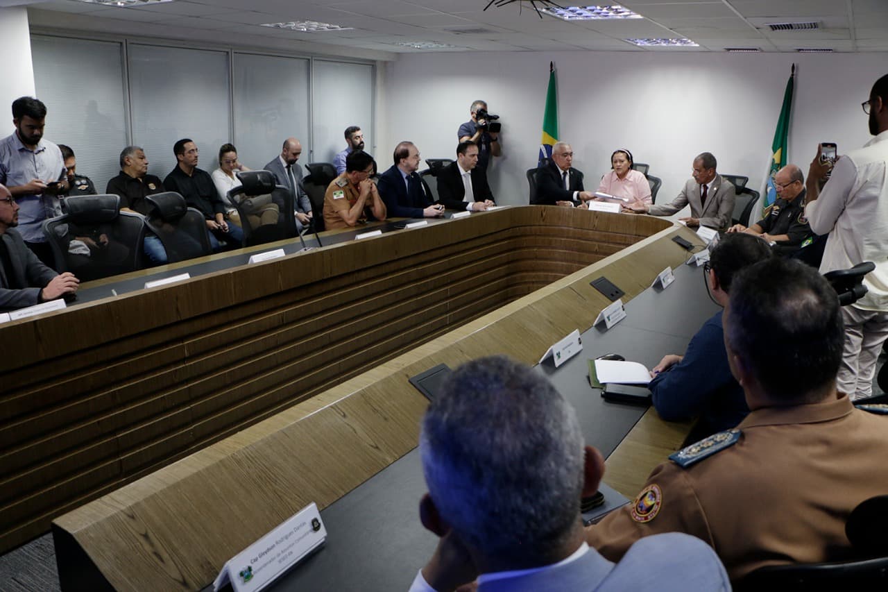 Forças de segurança estaduais e federais vão desmobilizar manifestações em frente a áreas militares no RN