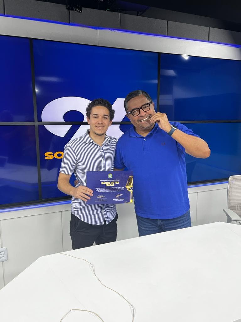Diretor-geral da 96 recebe Medalha em Homenagem aos 100 anos do Rádio no Brasil