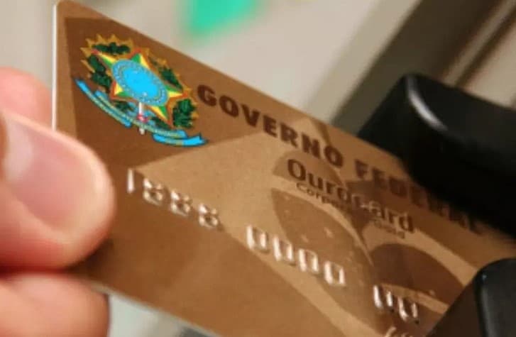 MP junto ao TCU pede o fim do cartão corporativo da Presidência ou que sejam definidos novos critérios para uso