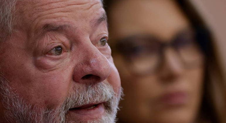 Lula nomeia assessor envolvido em quebra de sigilo do caseiro do caso Palocci