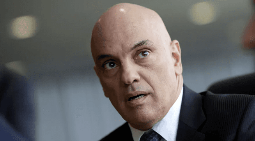 Glenn Greenwald questiona decisões de Moraes e é criticado nas redes sociais