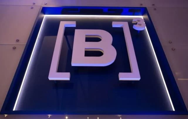 Bolsa encerra a semana com perdas de 3%, após falas de Lula sobre o Banco Central