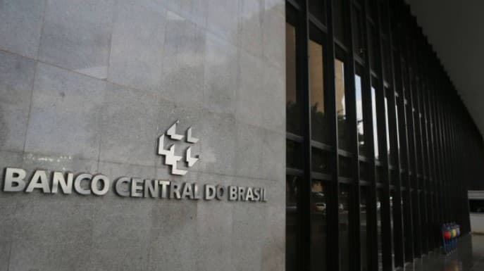 Banco Central mantém juros básicos em 13,75% pela quinta vez seguida