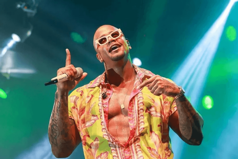 Como ‘Zona de perigo', de Leo Santana, disparou para o nº1 do Brasil às vésperas do carnaval