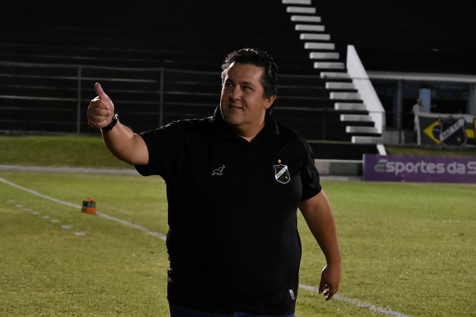 Marchiori se aproxima de marca de Leandro Campos