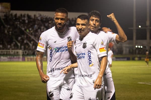 ABC inicia "março do sufoco" com 10 jogadores sem condições de atuar